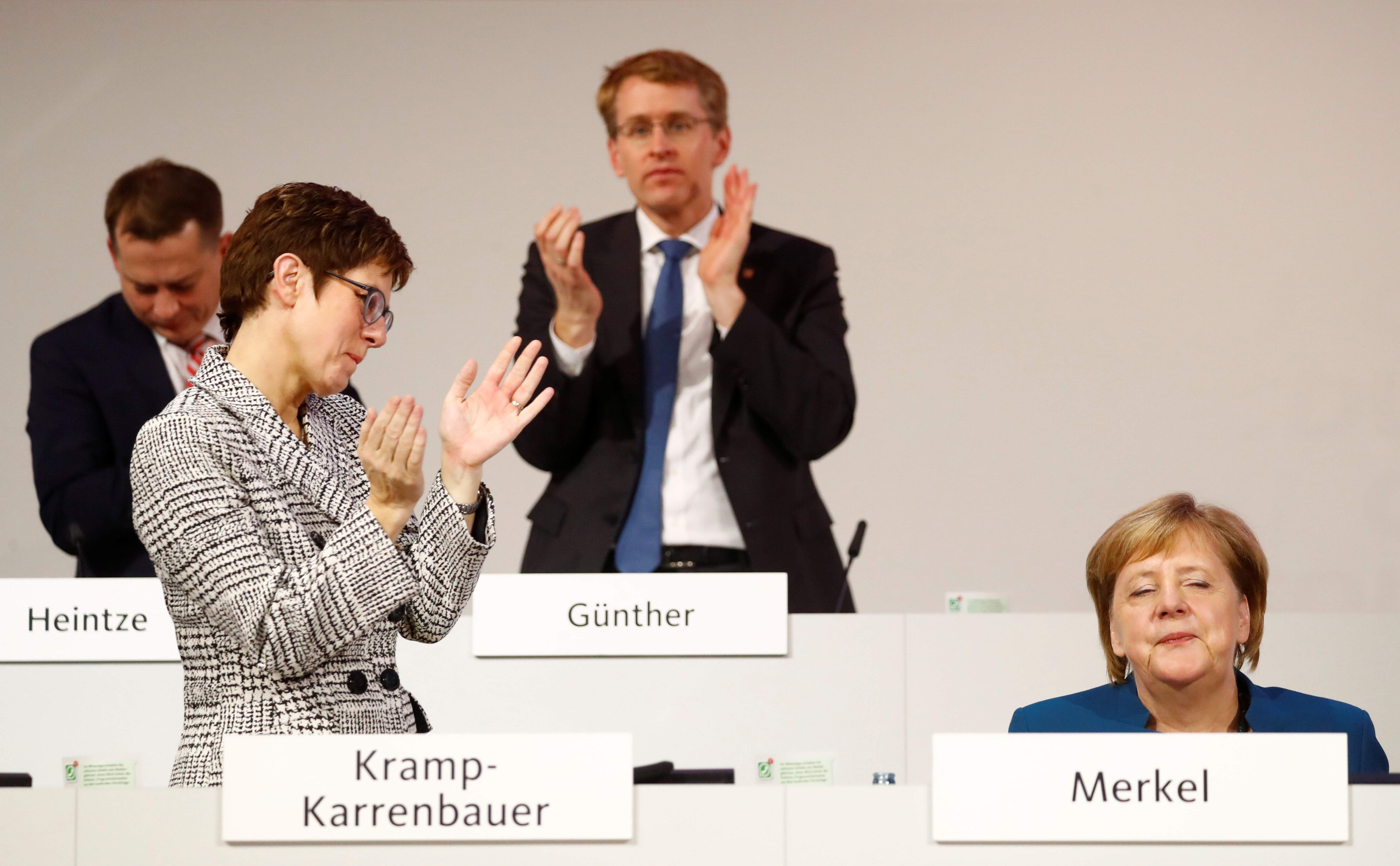 MERKEL-KRAMP-KARRENBAUER-REUTERS.jpg