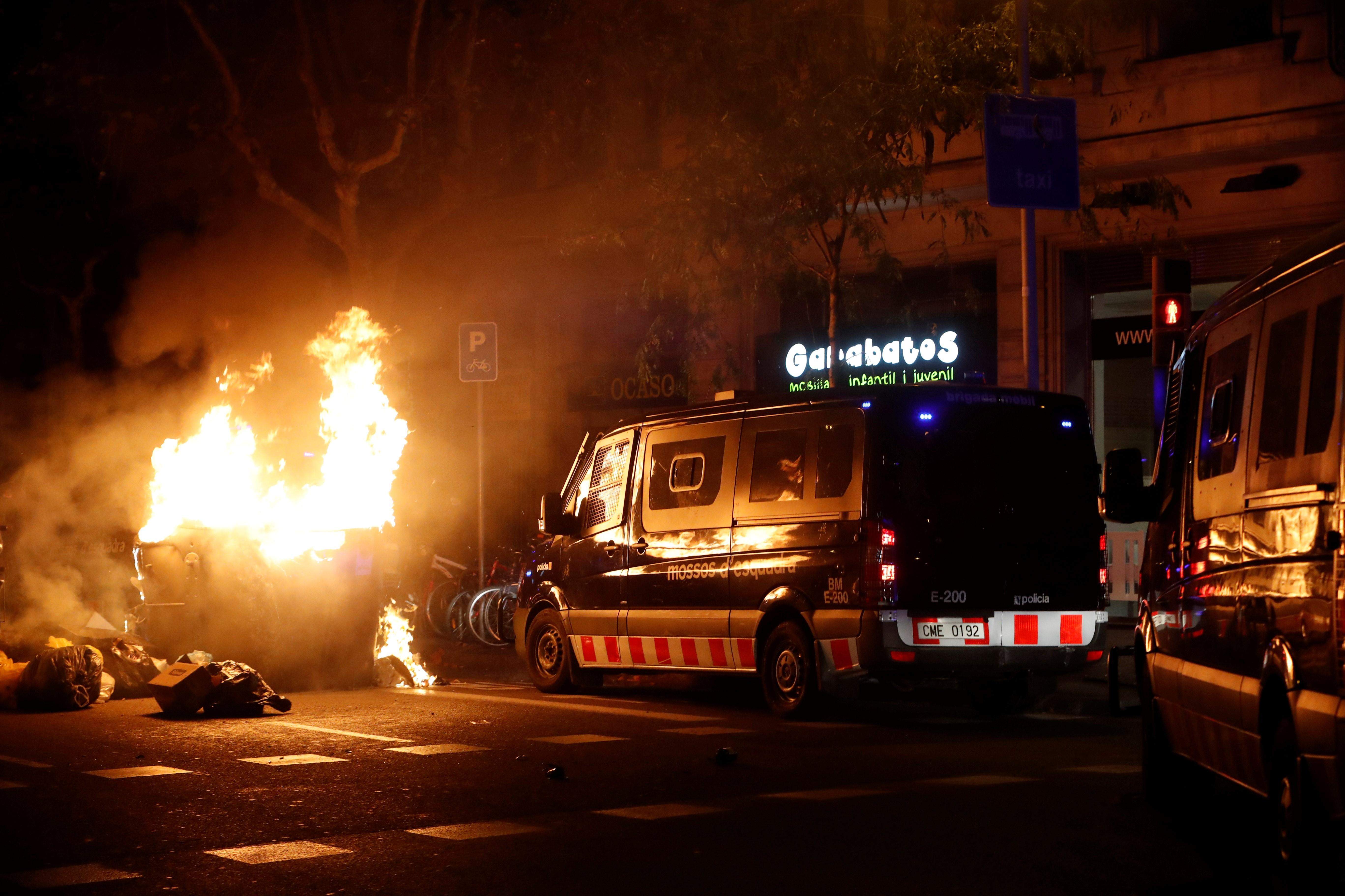 DisturbiosBcn16oct19Efe.jpg