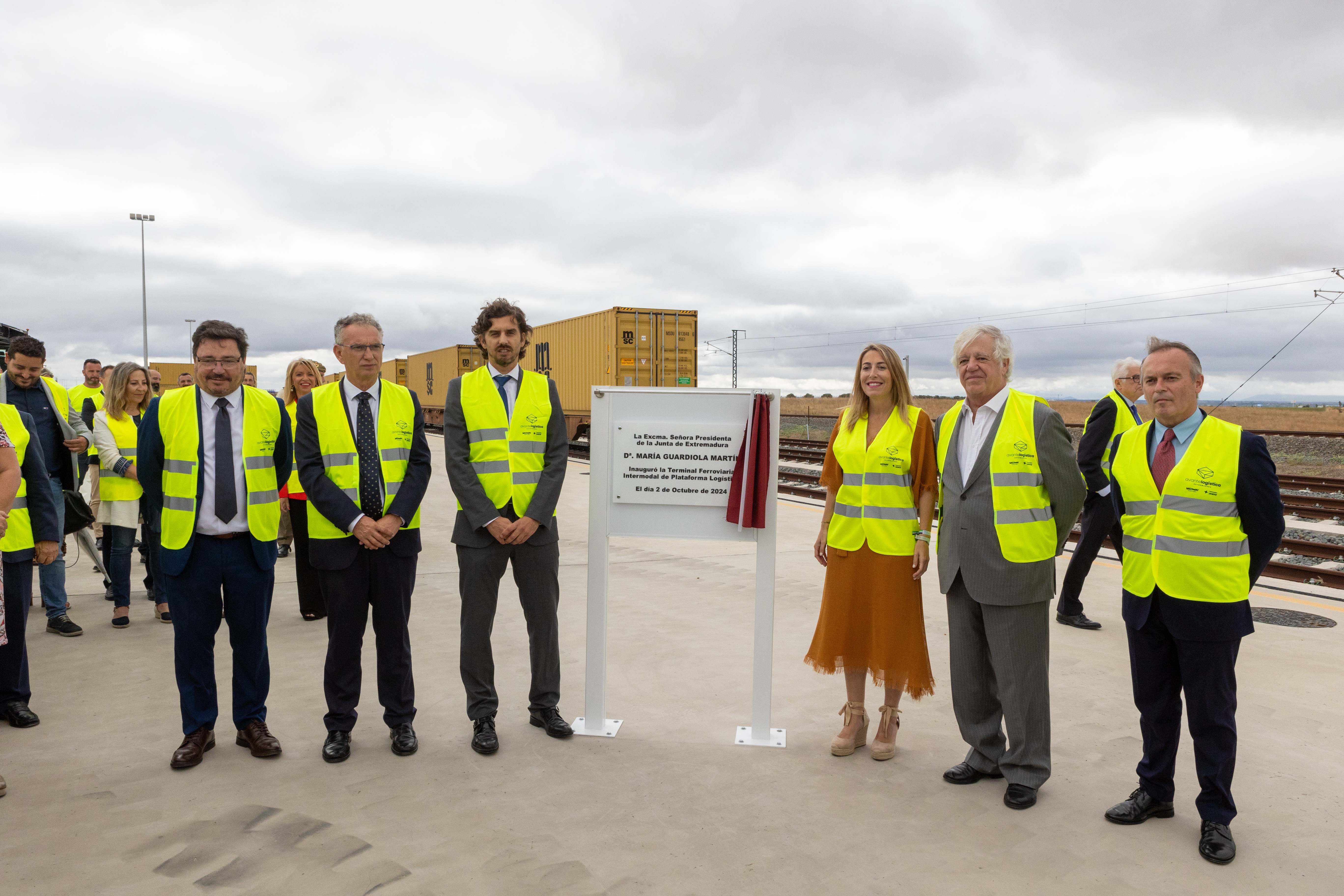 María Guardiola, presidenta de la Junta de Extremadura, inaugura la nueva terminal ferroviaria de la Plataforma Logística de Badajoz