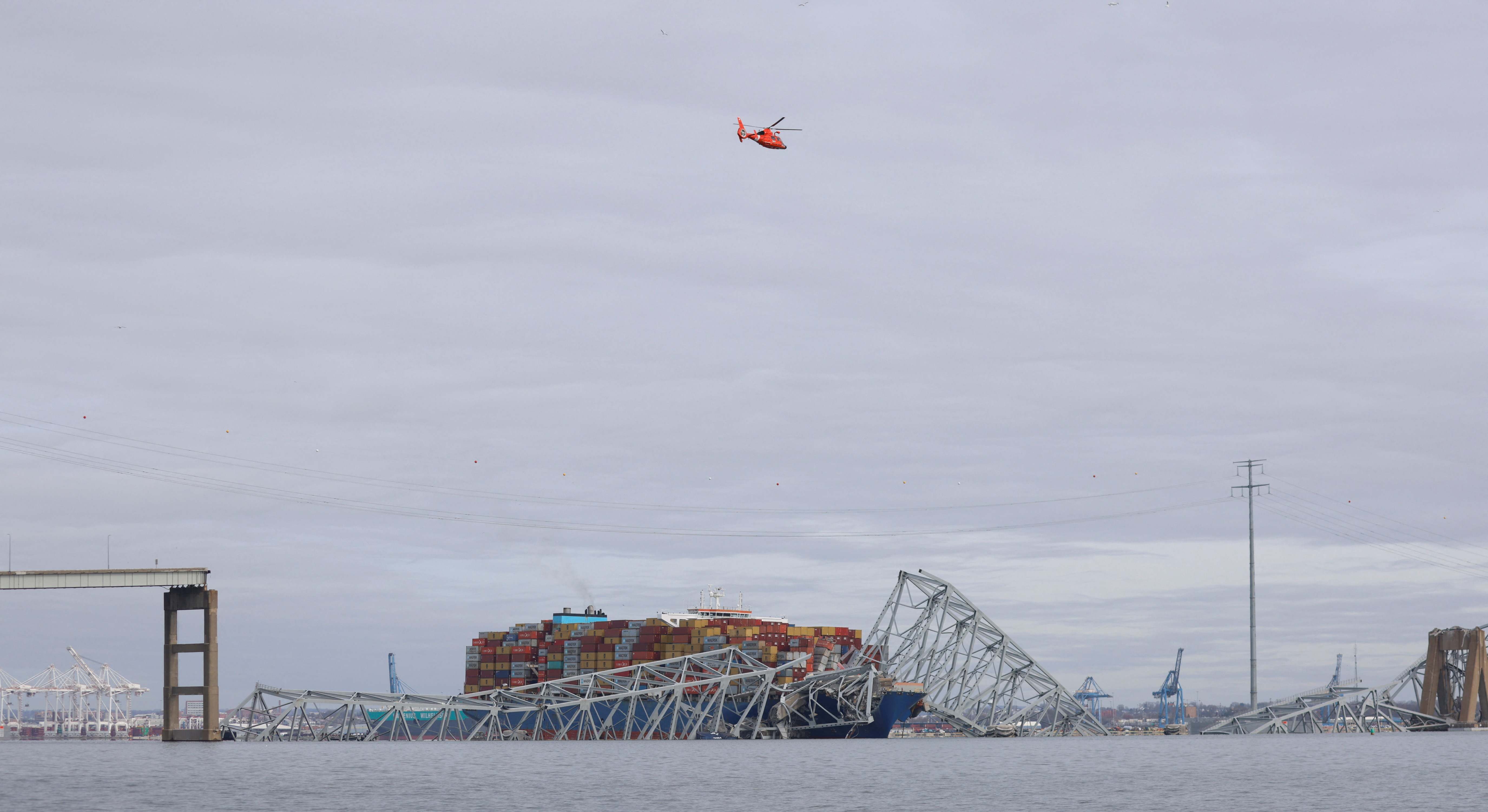 Carguero derribando el puente de Baltimore