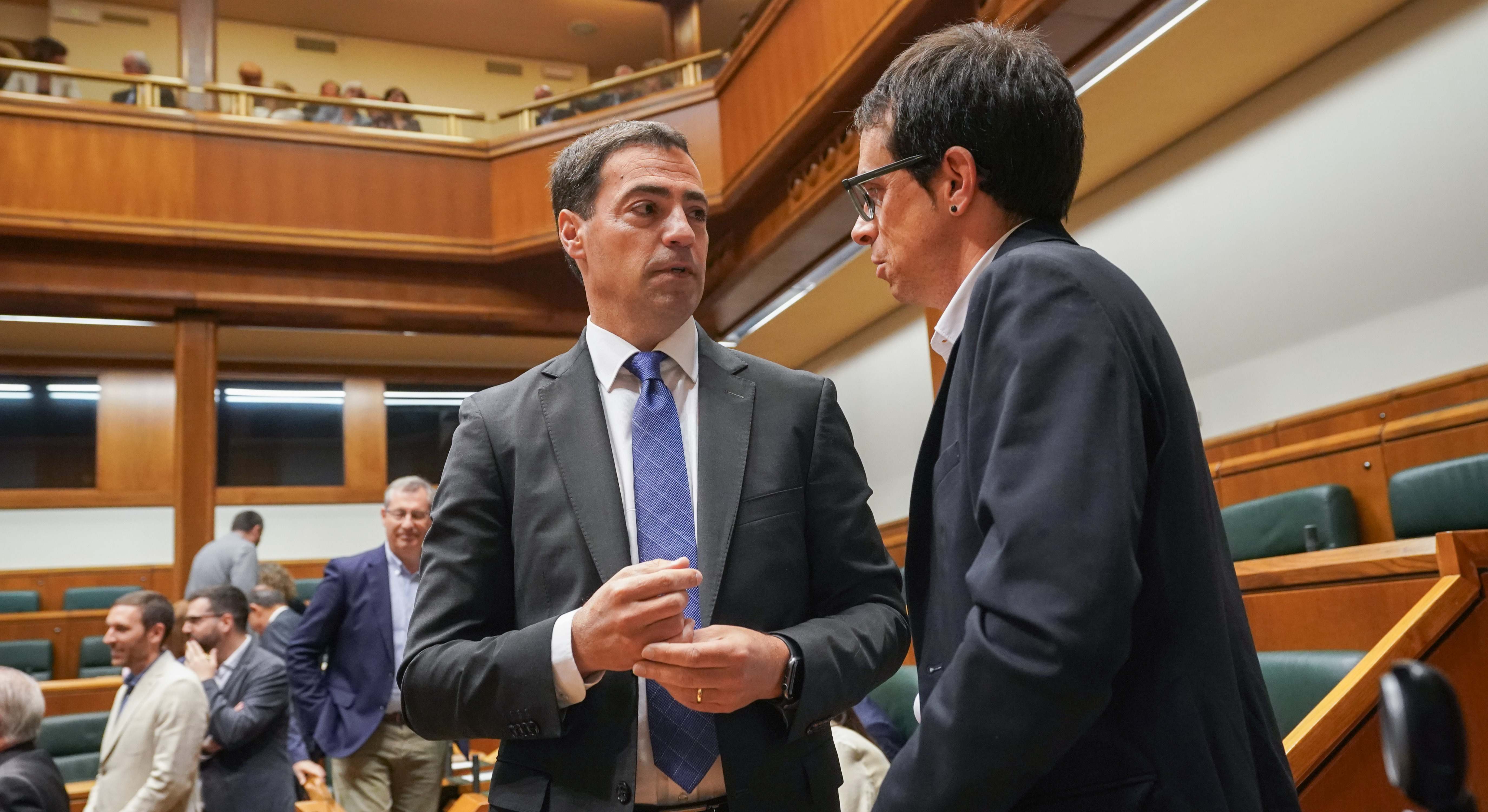 Imanol Pradales y Pello Otxandiando.