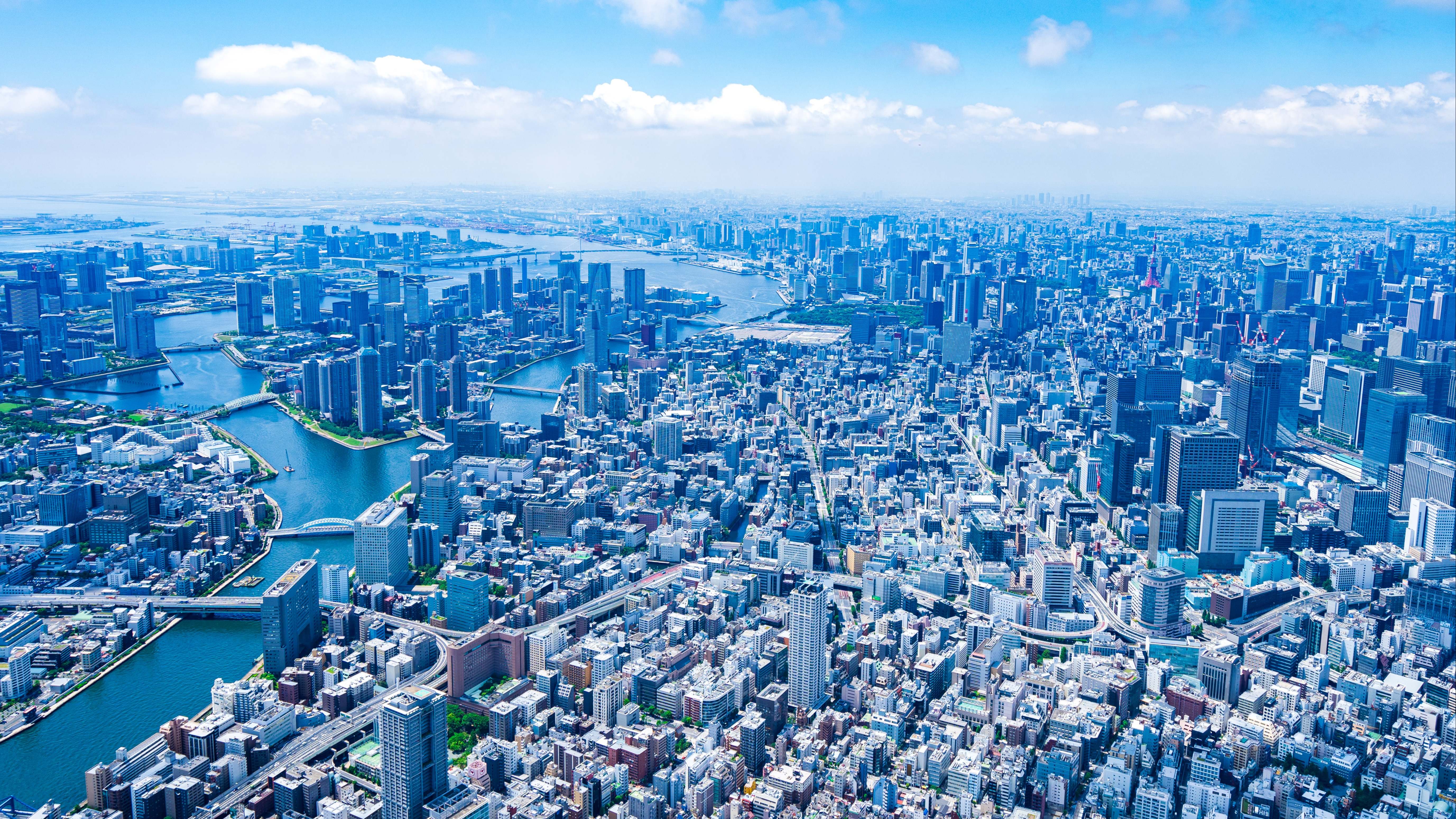 Imagen aérea de la bahía de Tokio, capital de Japón