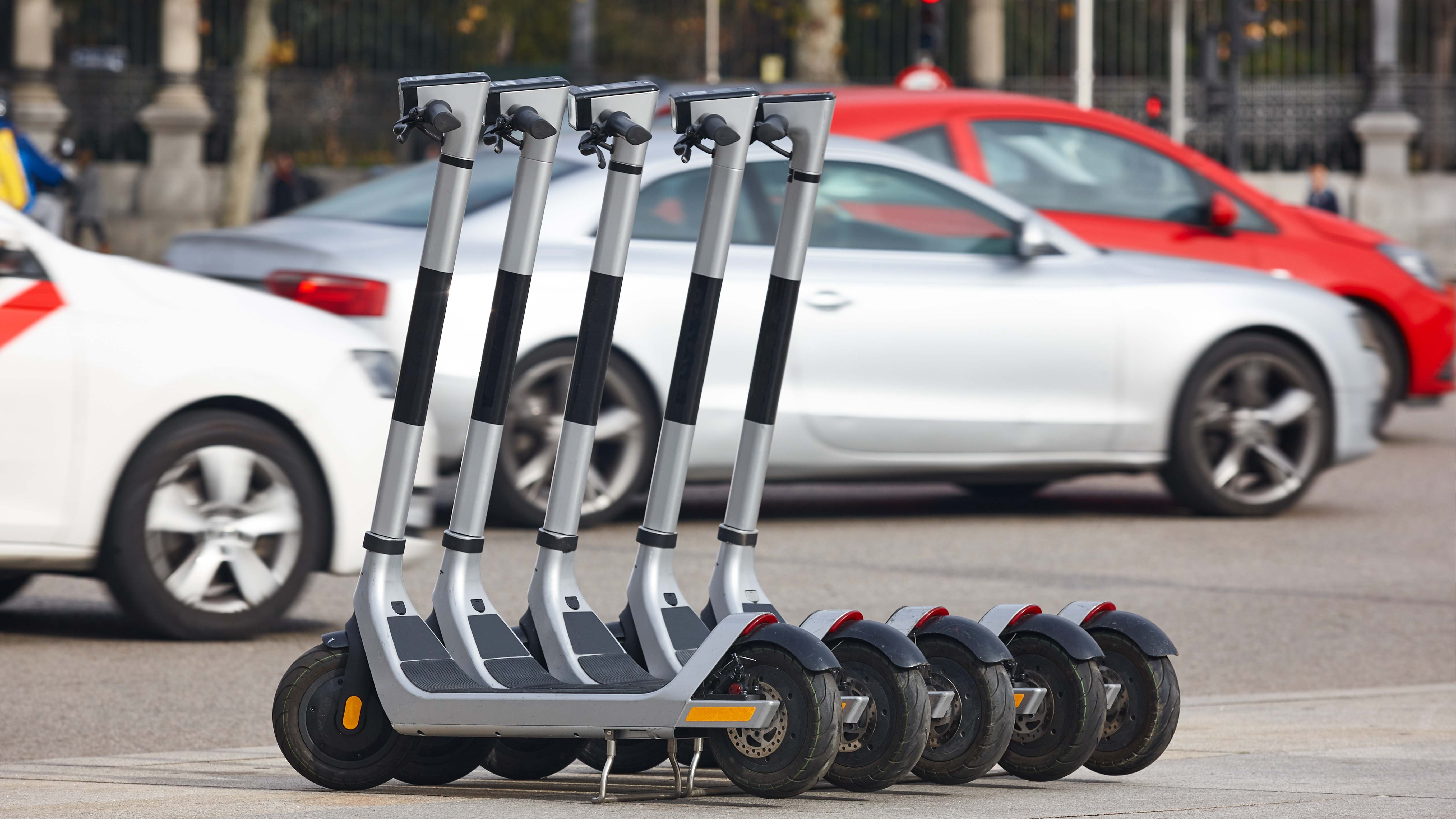 Patinete, Madrid, transporte pública