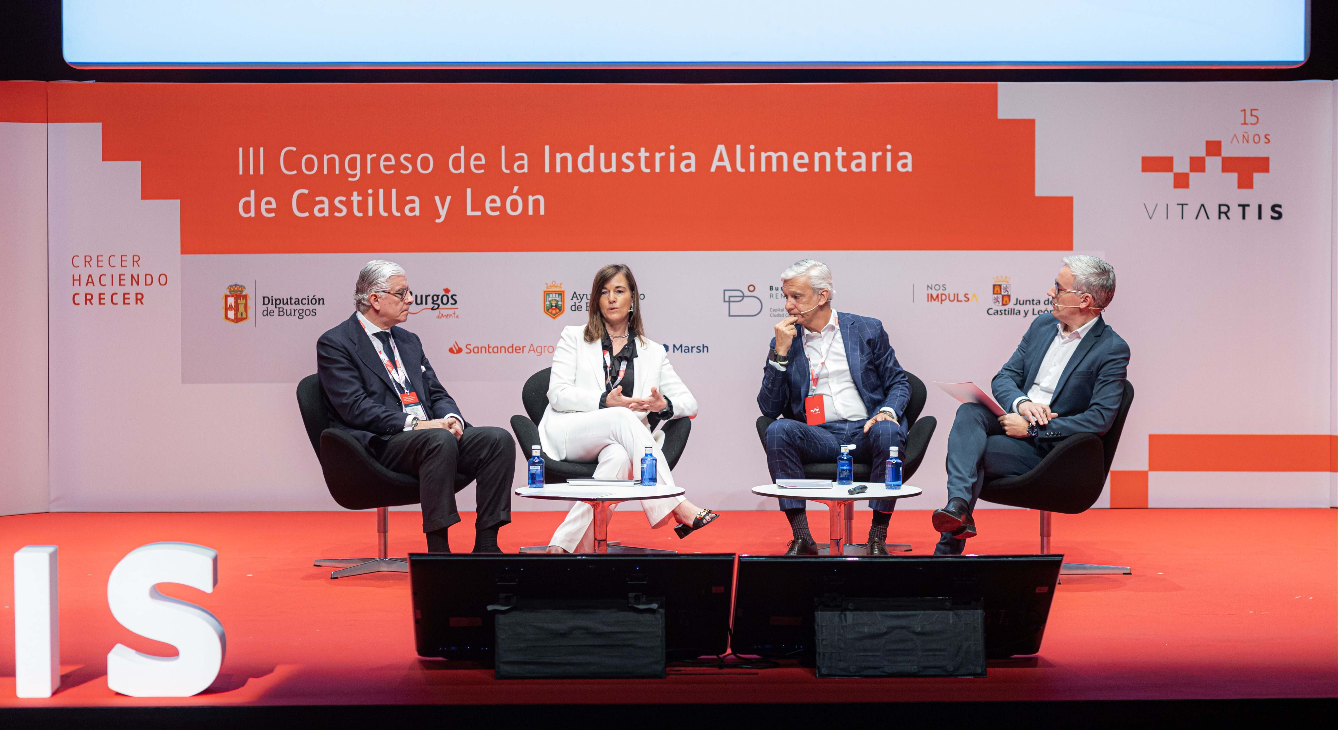 Alberto Rodríguez-Toquero (Mahou-San Miguel), Rocío Hervella (Prosol y Fundación Creciendo), Ignacio Silva (Fiab y Deoleo) y el periodistas José Luís Martín