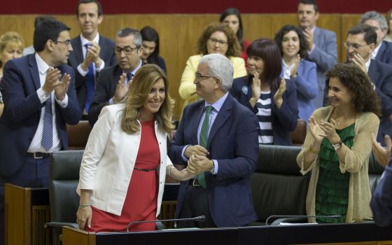susanadiaz-debil-investidura.jpg
