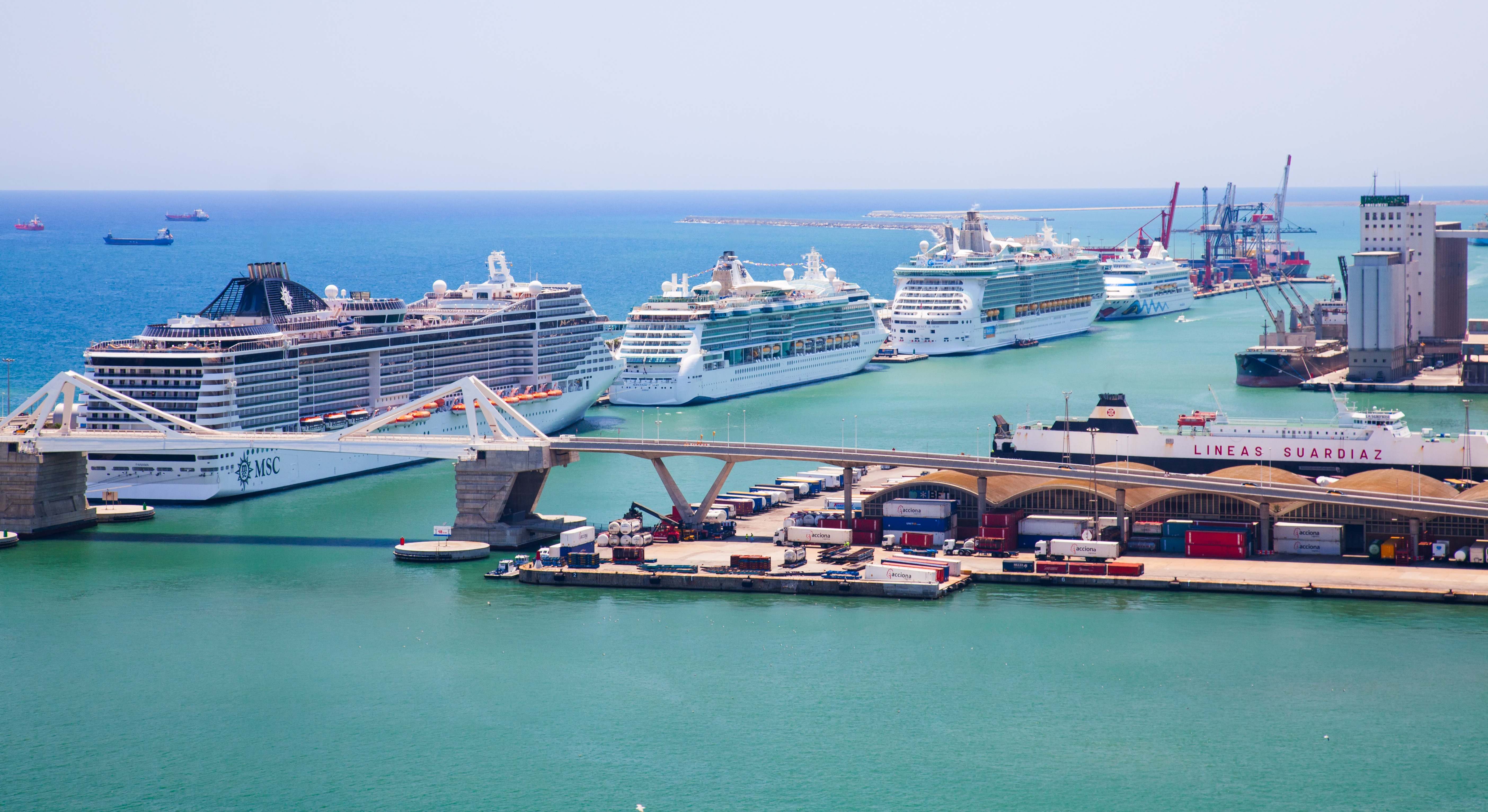 Terminal de cruceros del Puerto de Barcelona