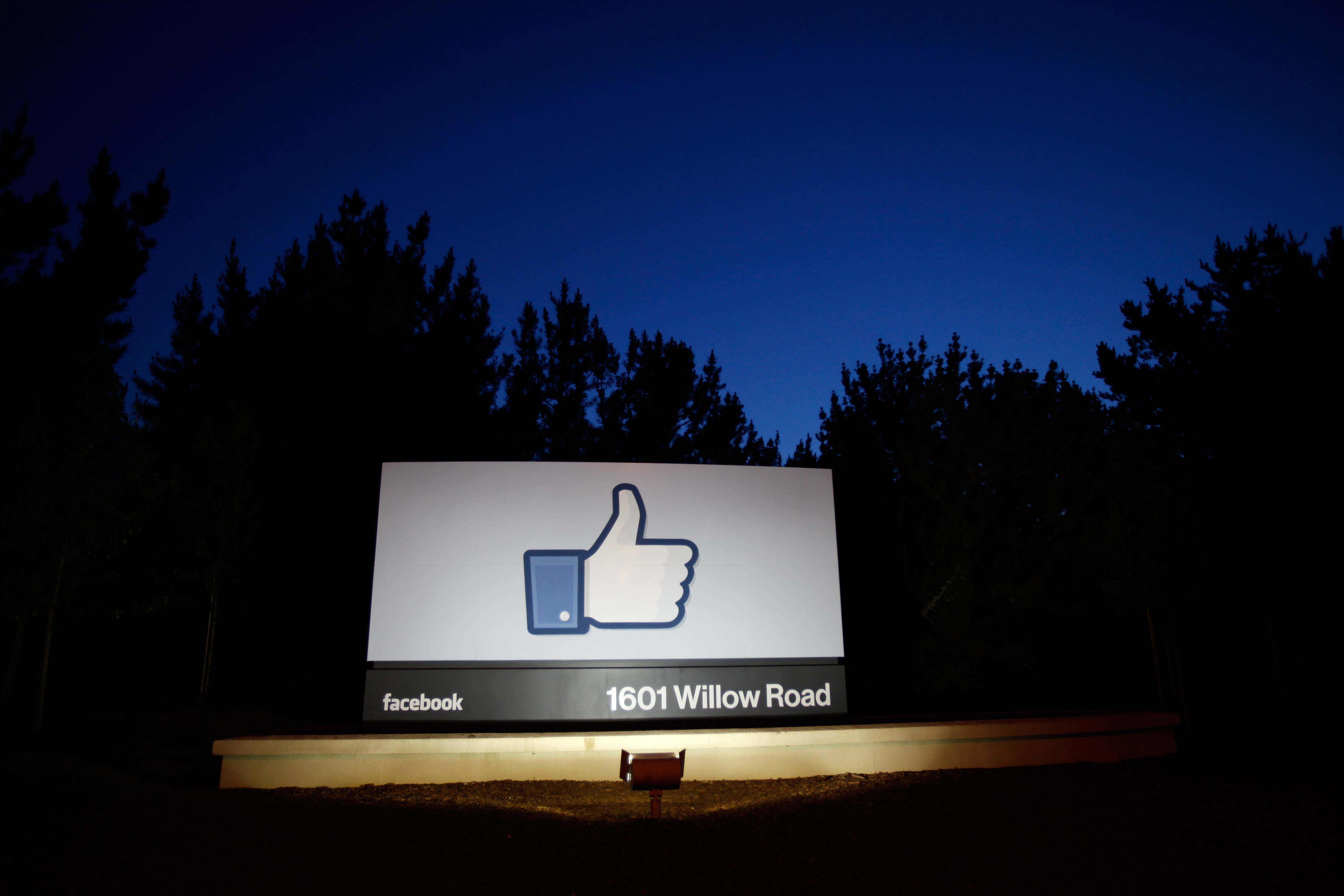 Un logo de la red social Facebook