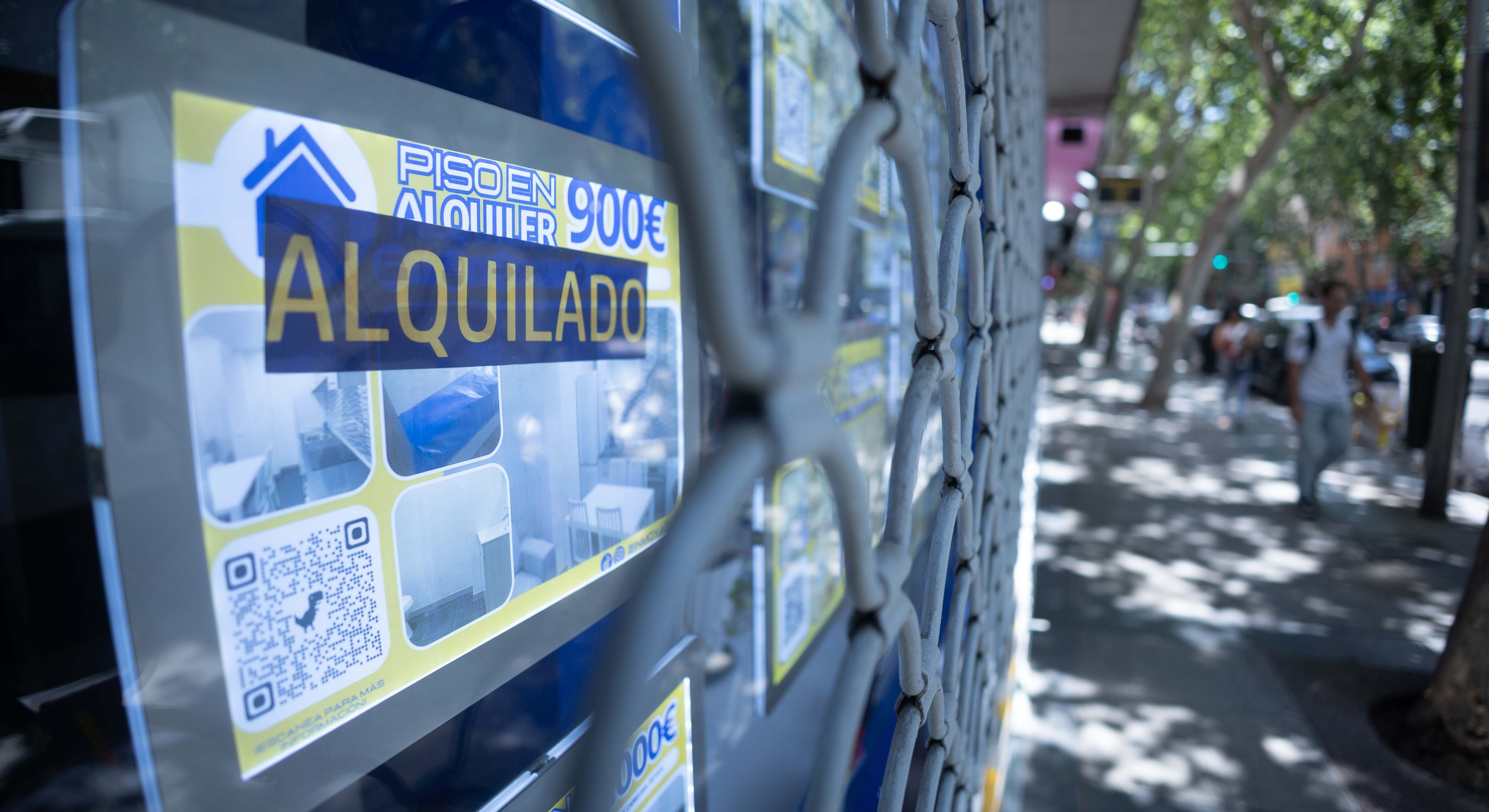 Escaparate de una inmobiliaria