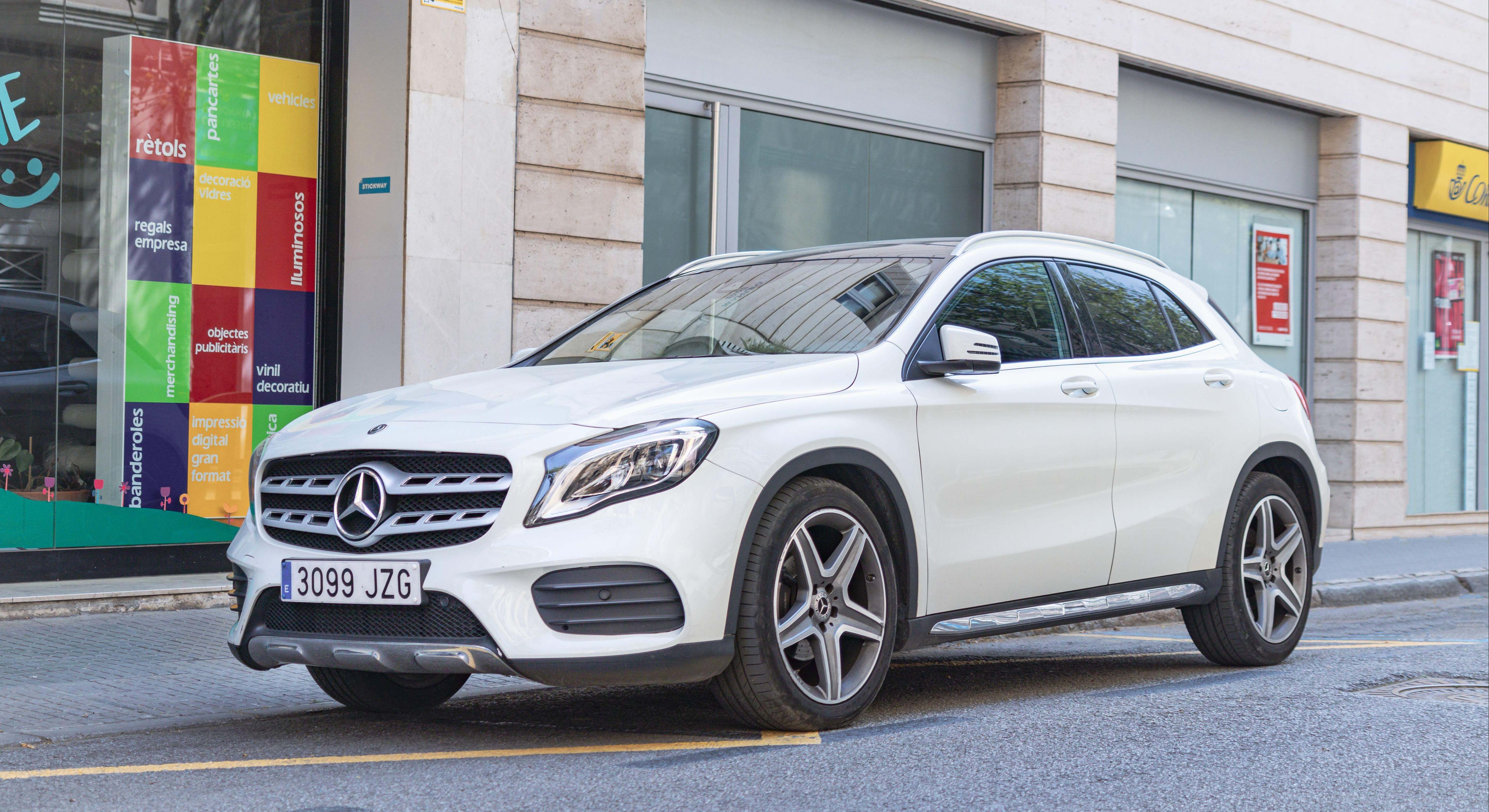 Mercedes