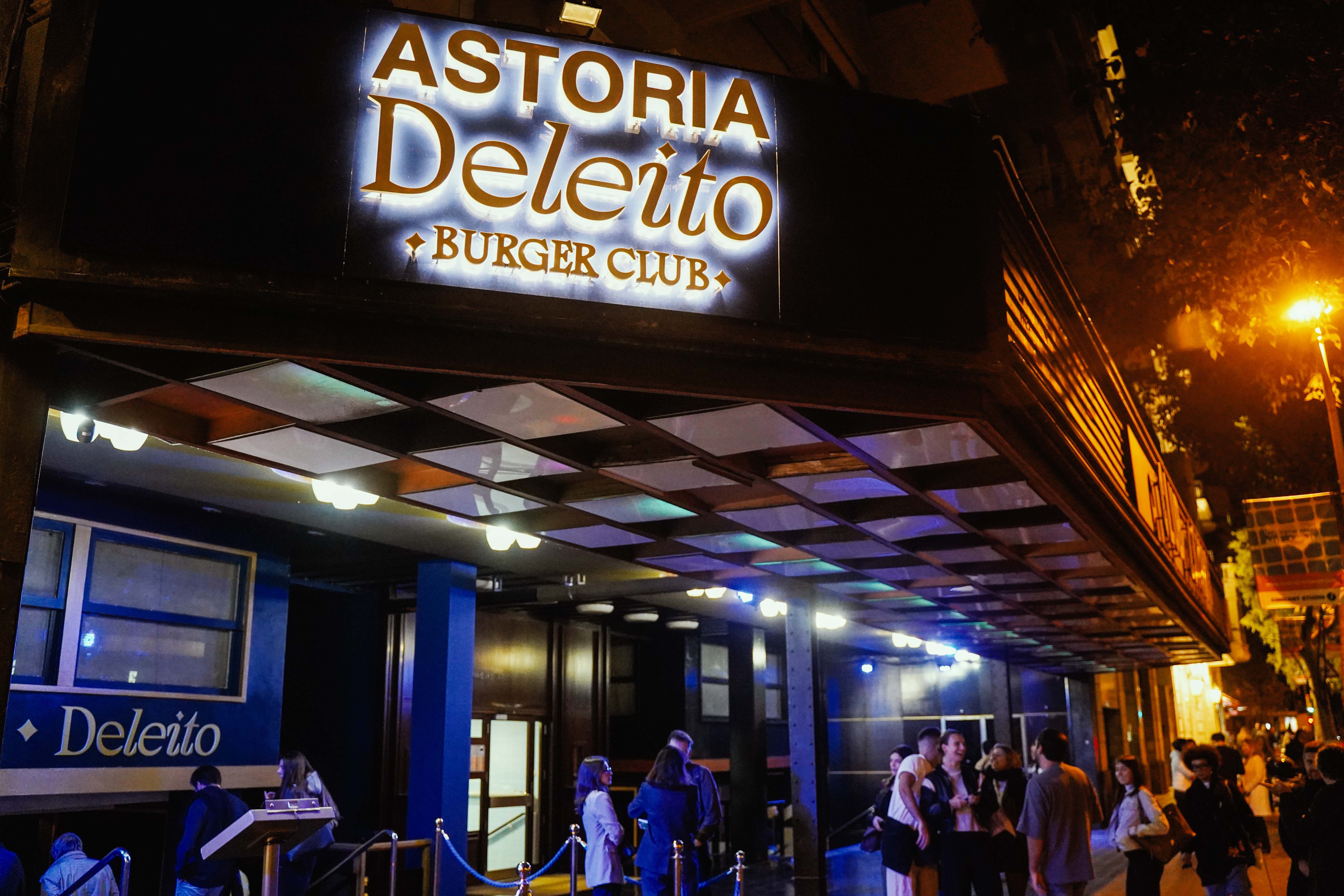 Nuevo restaurante de Deleito en los antiguos cines Astoria de Barcelona. EE