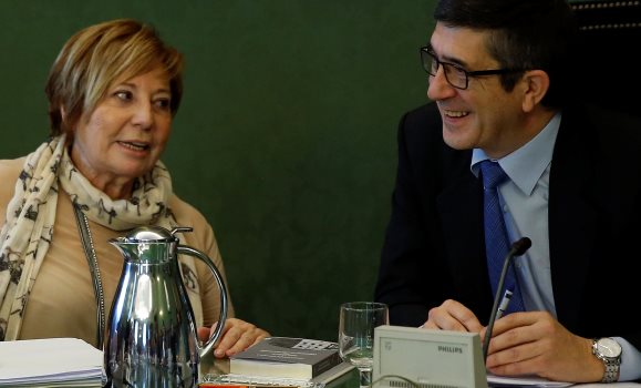 villalobos-patxilopez-efe.jpg