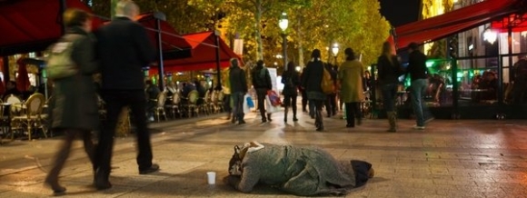 MENDIGO-PARIS.jpg