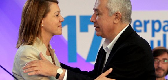 abrazo-cospedal-arenas-efe15-6-.jpg