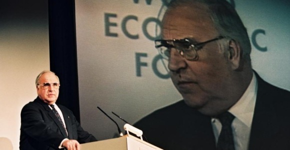 helmult-kohl-quay-andy-mettler-.jpg