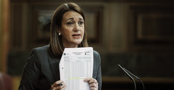 soraya-rodriguez-papeles-efe.jpg