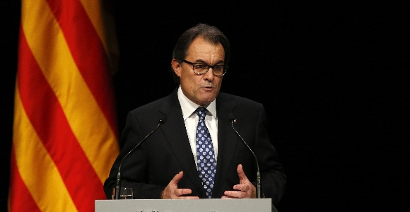 artur-mas-efe-bandera.jpg