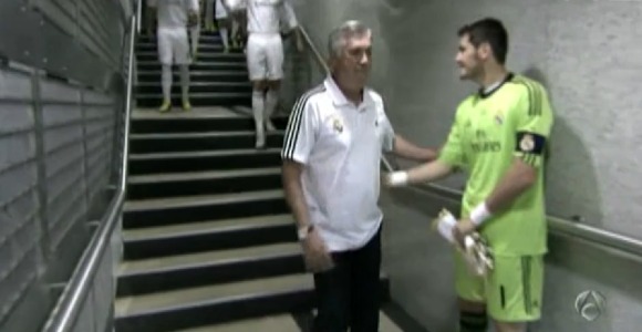 Casillas-saluda-Ancelotti-2013-antena3.jpg