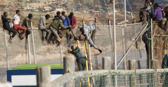 valla-melilla-3abril-efe.jpg