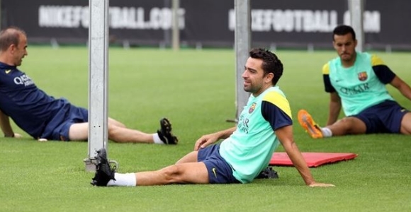 xavi-entrena-barca.jpg