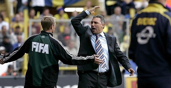 stoichkov-protesta-efe.jpg