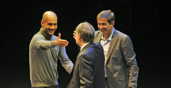 Guardiola-abrazo-2014-Tata-efe.jpg