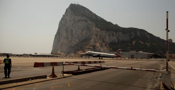 aeropuerto-gibraltar-efe-.jpg