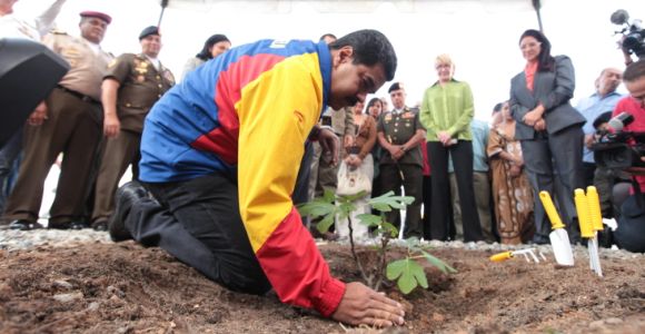 maduro-acto-conmemoracion-muerte-chavez-efe.jpg