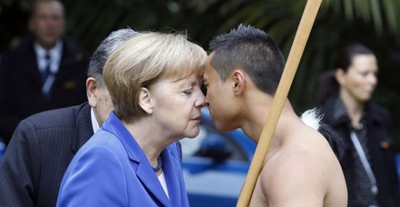 Merkel-maori-reuters-580x300.jpg