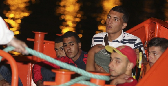patera-inmigrantes-efe.jpg