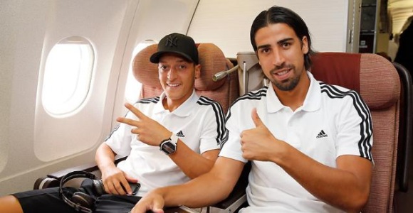 ozil-khedira-madrid.jpg