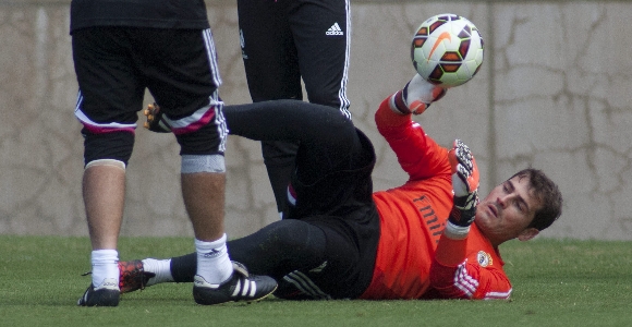 casillas-entrena-usa.jpg