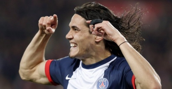 cavani-psg-efe.jpg