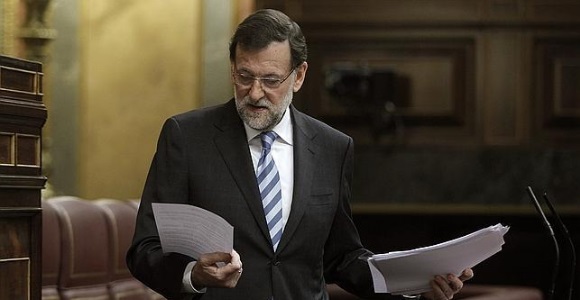 rajoy-papeles-efe.jpg