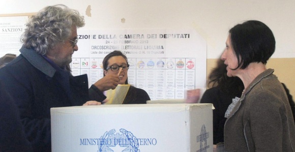 grillo-vota.jpg