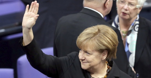 merkel-investida-efe.jpg