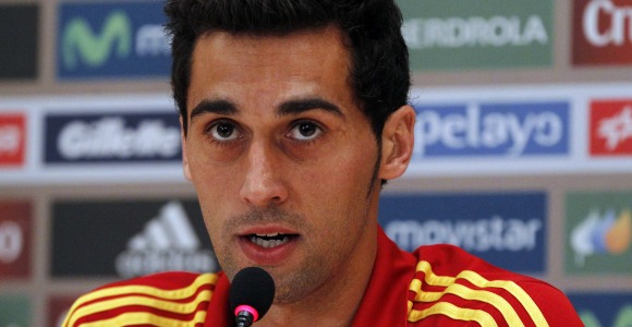 Arbeloa-micro-rp-espana-2012-reuters.jpg