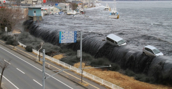 tsunami-reuters.jpg