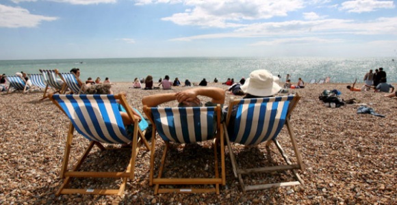anciana-tomando-sol.jpg