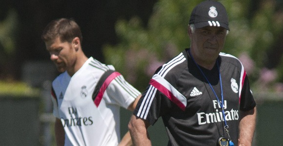xabi-alonso-ancelotti-2014-efe.jpg