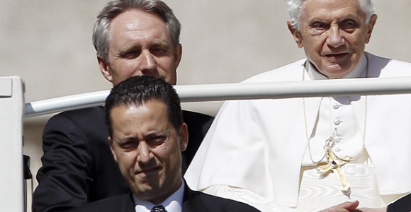 mayordomo-papa.jpg