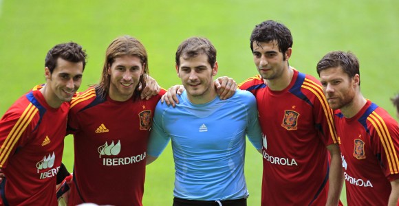 Arbeloa-SergioRamos-Casillas-Albiol-Xabi-Espana.jpg