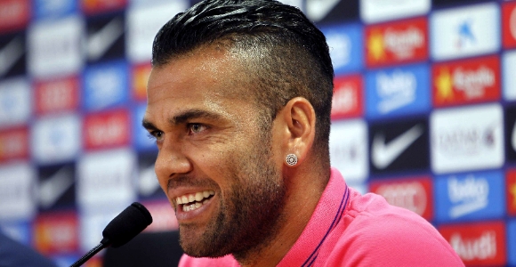 alves-microfono-efe.jpg