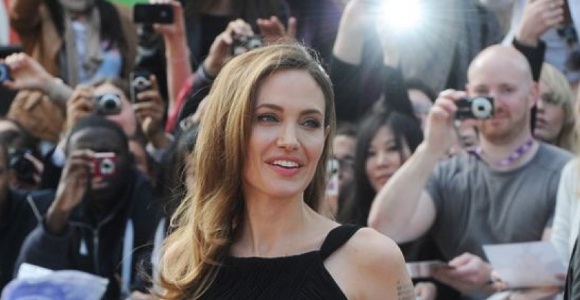 angelina-jolie-ep.jpg