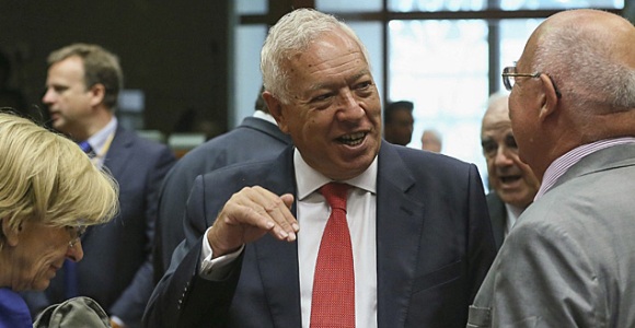 margallo-efe-mano.jpg