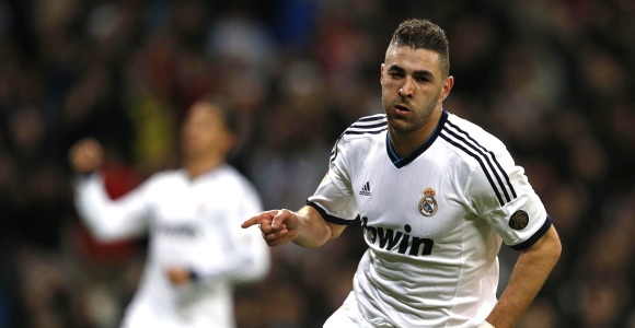 Benzema-celebra-valencia-2013-efe.jpg