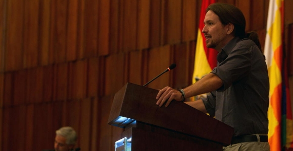 pablo-iglesias-atril-efe.jpg