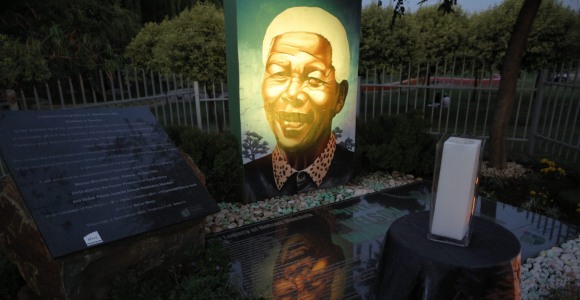 nelson-mandela-conmemoracion-efe.jpg