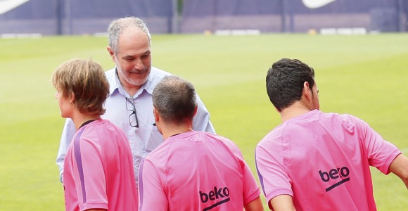 Zubizarreta-saluda-jugadores-reuters-2014.jpg
