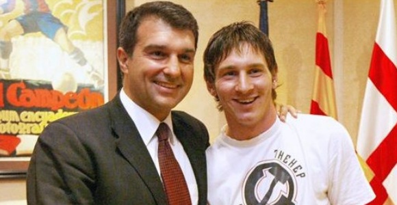 Laporta-messi-2005-efe.jpg