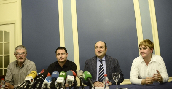 pnv-sortu-reuters.jpg